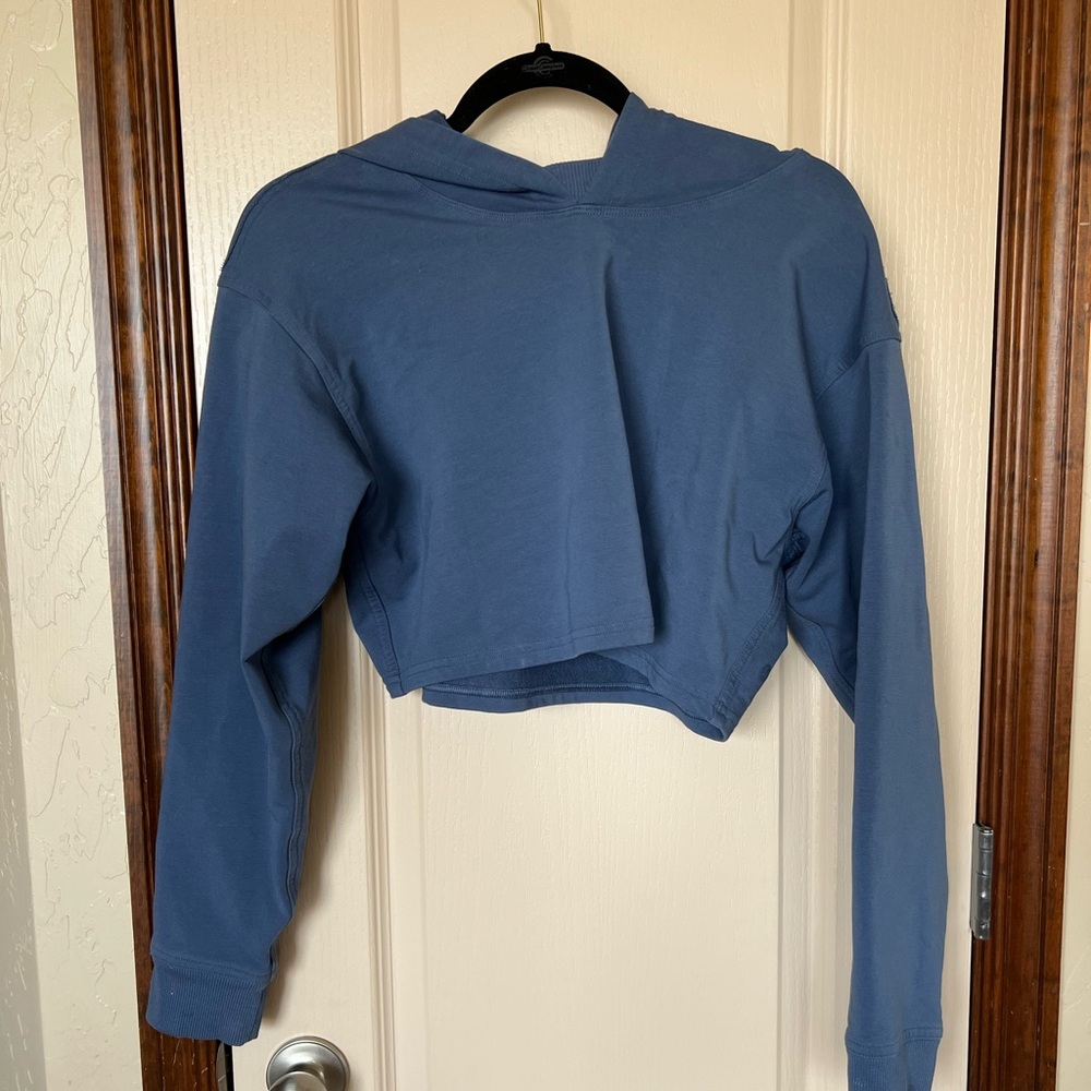 Cropped hoodie